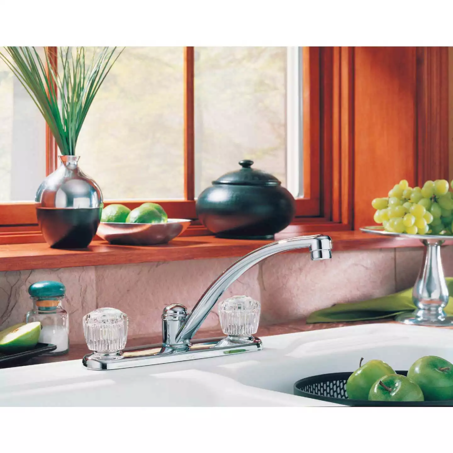 Delta Classic Series Dual Handle Knob Kitchen Faucet, Chrome - Image 2