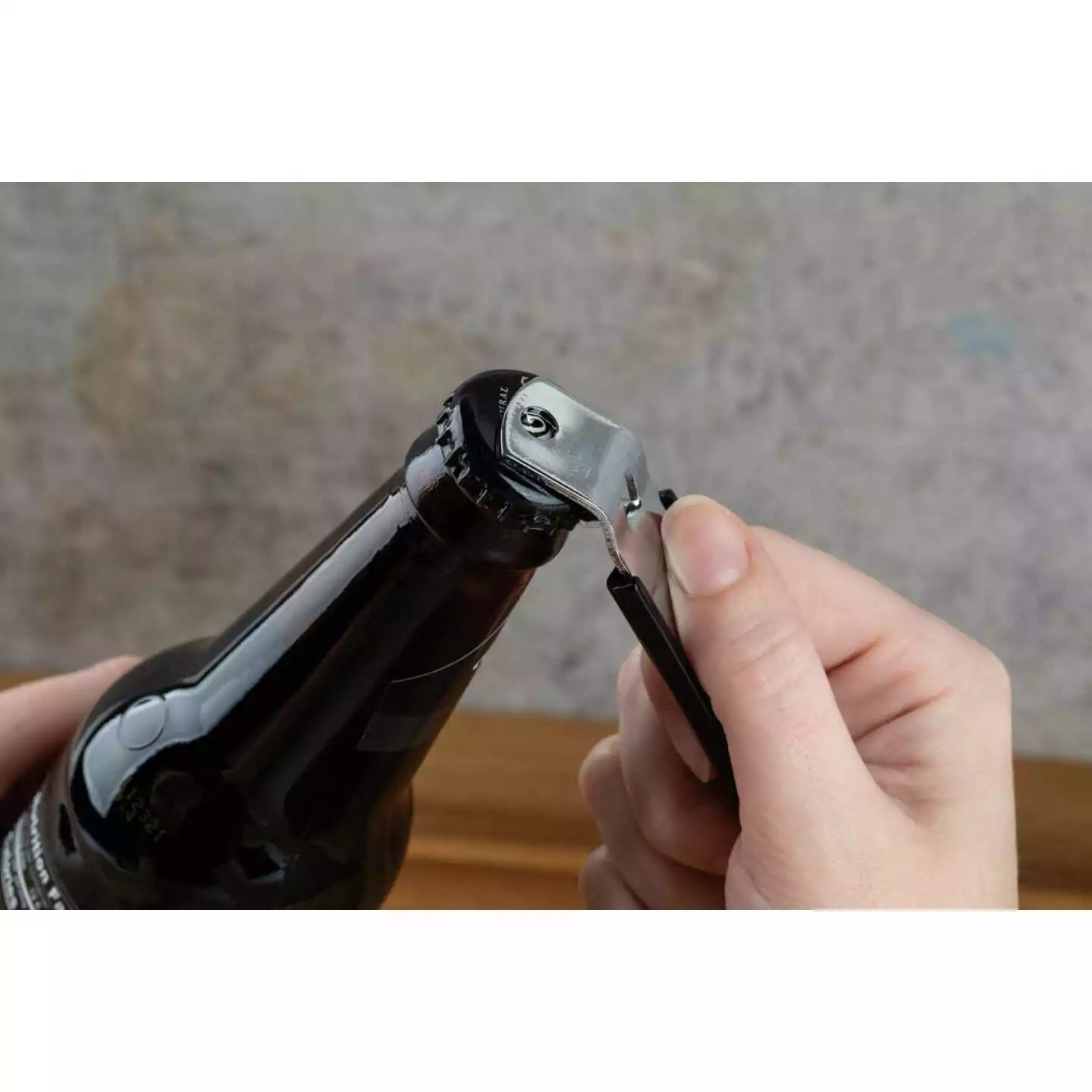 Core Kitchen Magnetic Bottle Can Opener - Image 3